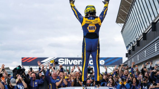 Можно ли назвать Саттона величайшим чемпионом BTCC?