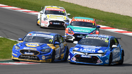Gordon Shedden рад начать сезон с серебра