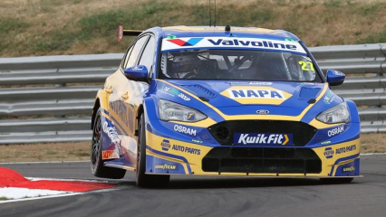 BTCC Snetterton: Каммиш быстрее Ingramа в жарких условиях