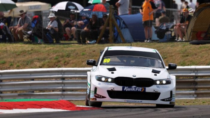 BTCC Snetterton: Rainford доминирует и ведет домой Ingramа