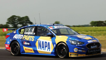 BTCC Oulton Park: Каммиш унаследовал победу в квалификационной гонке от Тейлор-Смит