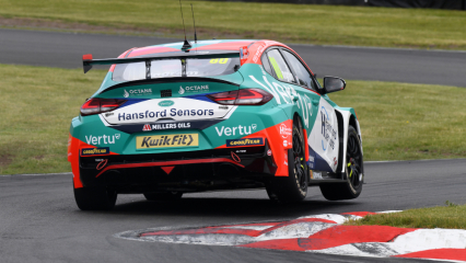 Том Ингрэм остается реалистом после ссоры в Oulton Park с Эшем Саттоном
