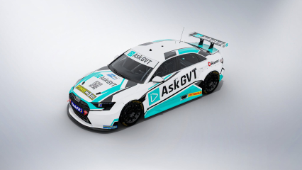Ник Холстед обеспечивает возвращение BTCC с помощью Power Maxed Racing